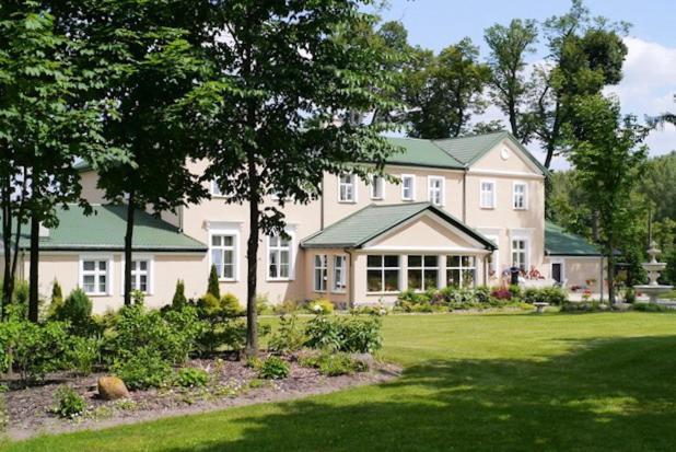 Palac Pacoltowko Exterior photo